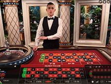 Das Bild zeigt einen Dealer beim Roulette.