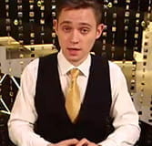 Karl dealt euch die Karten beim Poker.