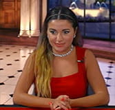 Live-Dealer Monica von NetEnt bei Codeta am Blackjack Tisch