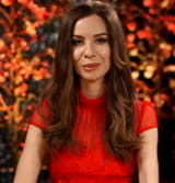 Svetlana spielt gerne Baccarat.