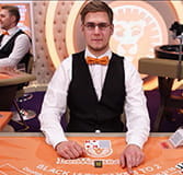 Geber Ivars am Blackjack Tisch im Chambre Séparée von LeoVegas