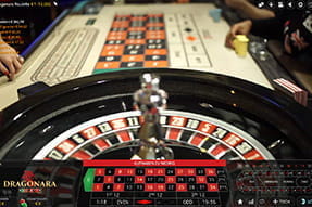 Abgebildet ist der Roulettetisch vom Dragonara Roulette, das in einem echten Maltesischen Casino Stattfindet.