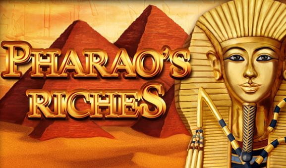 Der Schriftzug Pharao's Riches neben Tutanchamun und im Hintergrund Pyramiden.